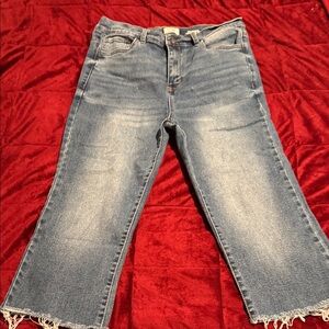 Kensie Light Blue Cropped Women's Jeans